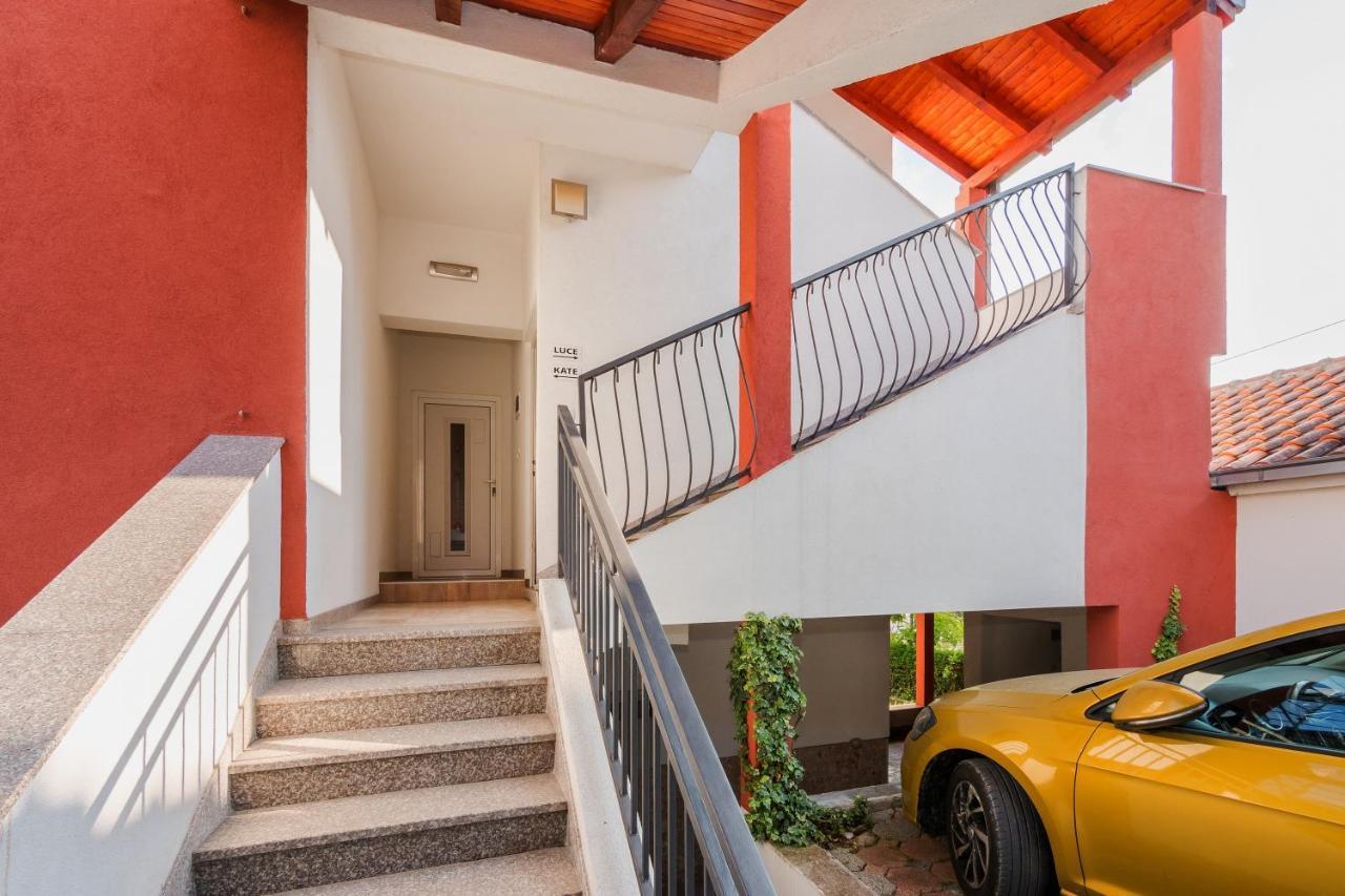 Sunny Apartments Stobrec Exterior photo